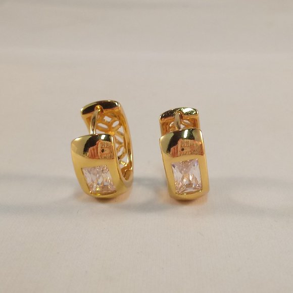 Mens 18K Yellow Gold Filled Radiant Emerald Cut Diamond Zircon Hoop Earrings - Picture 6 of 8